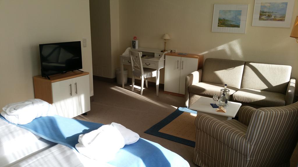 Clausen Hotel Westerland Bilik gambar